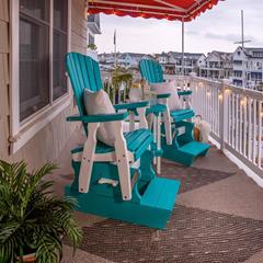 Fanback Balcony Glider