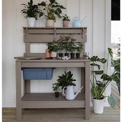 Garden Potting Bench